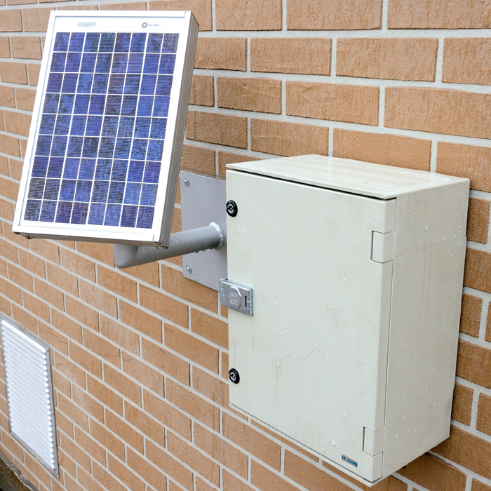 Système MO - système de communication à distance alimenté par énergie solaire